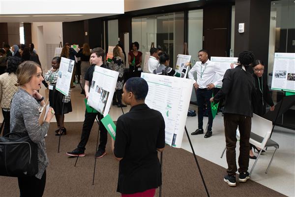  CIHS student researchers